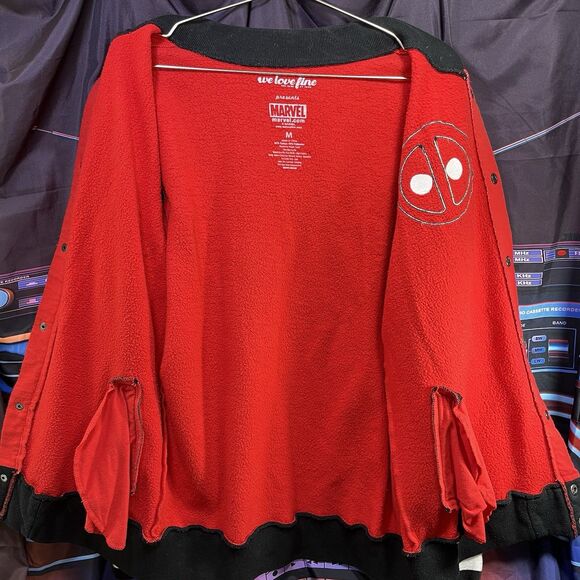 We Love Fine MARVEL Deadpool Varsity Cotton Blend Jacket Men's M - Picture 3 of 5